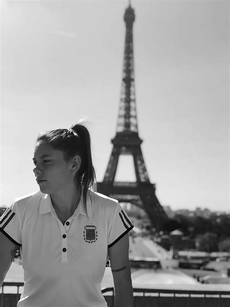 Toda La Intimidad Del Paseo De La Selección Femenina Por París El Sueño De Conocer La Torre