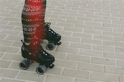 Western Romania City May Ban Use Of Roller Skates