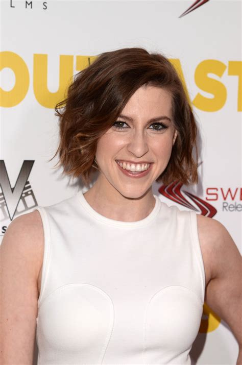 Jane The Virgin Season Five Eden Sher The Middle To Recur On Cw