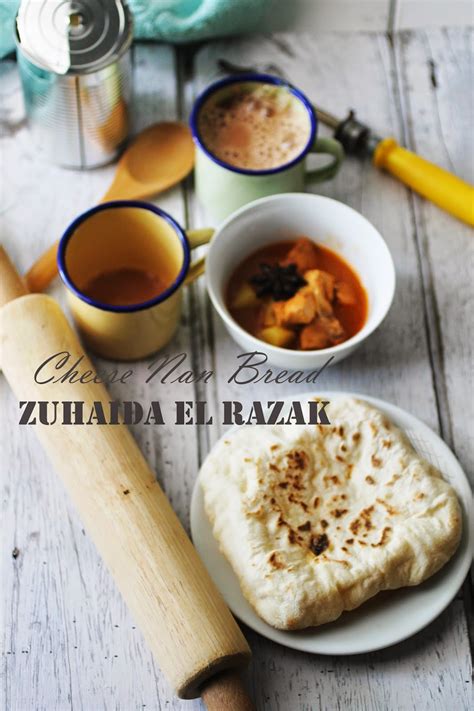 Kemudian, ambil dua keping roti dan potong bahagian tepi roti yang keperangan. ROTI CHEESE NAN / ROTI TEMPAYAN | AIR TANGAN ZUHAIDA
