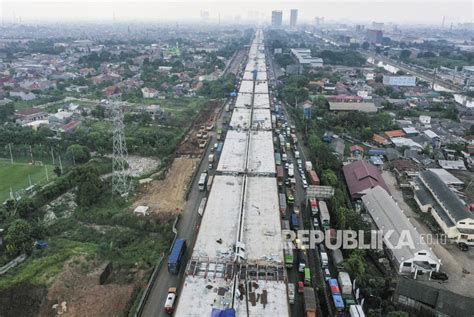 Proyek Di Jalan Tol Jakarta Cikampek Dihentikan Sementara Republika