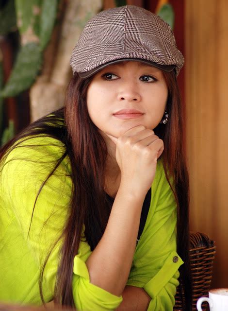 Myanmar Actress And Model Eaindra Kyaw Zin S Lovely Style
