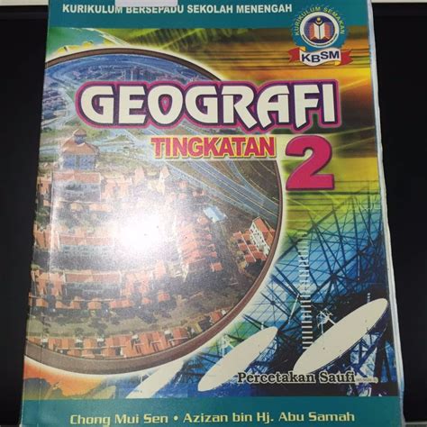 Buku Teks Geografi Tingkatan 2 #MidNovember50, Textbooks on Carousell