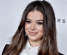 Hailee Steinfeld Calls out Her Record Label for Not Promoting Her New ...