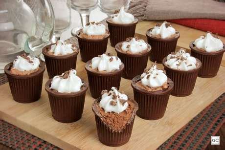 Ingredientes do copinho de chocolate com mousse e nhá benta. Pin em Mousses, cremes e cia.