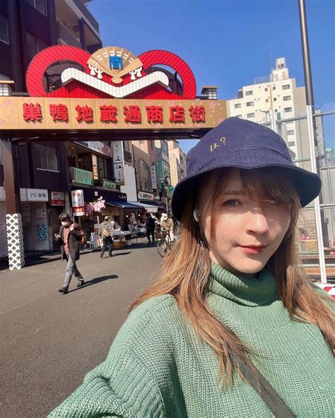 ジューン・ラブジョイさんのインスタグラム ジューン・ラブジョイ junelovejoyy