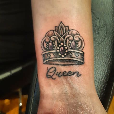 Update 154 Womens Crown Tattoo Designs Super Hot Poppy