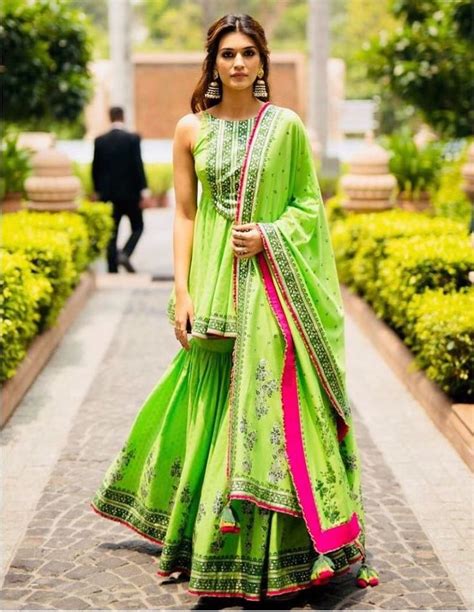Kriti Sanon Green Sharara Mehendi Outfit Indian Bridal Fashion Indian Bridal Outfits