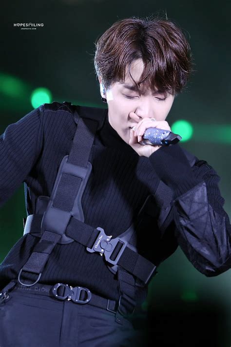 Https://wstravely.com/outfit/jhope Dior Outfit Hd