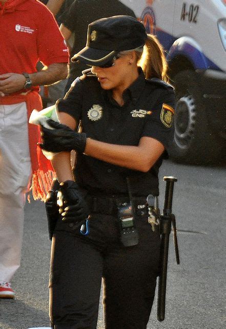 Agente Cuerpo Nacional De Policía Spanish Policewoman Police Women Female Police Officers