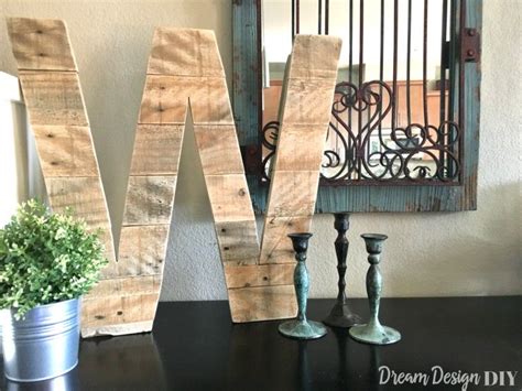 Diy Pallet Wood Letter Cheap And Easy Rustic Decor Dream Design Diy