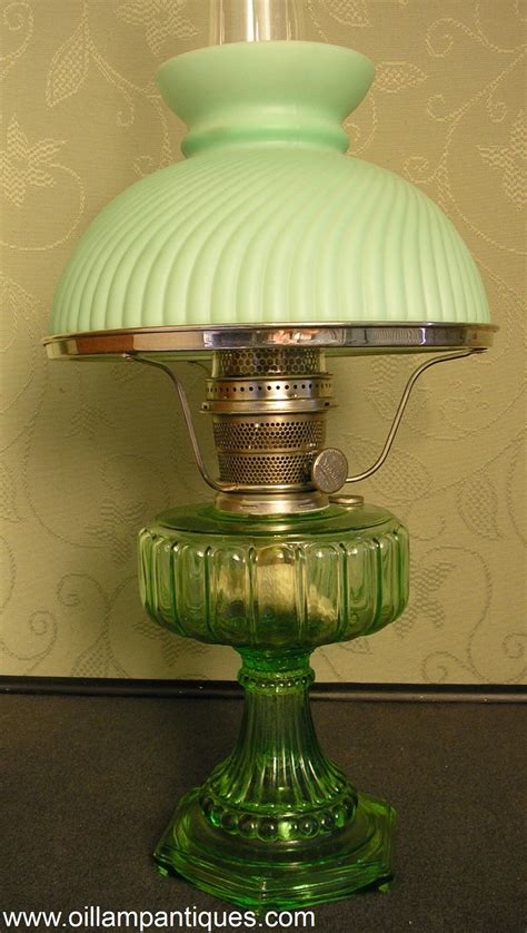 Aladdin Green Crystal Cathedral Mantle Lamp With Satin Swirl Rib