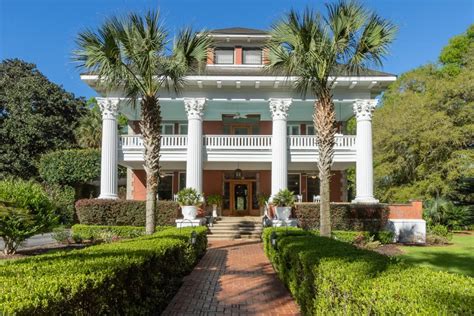 How can i contact the barn bed and breakfast? Herlong Mansion Bed & Breakfast - Gainesville, FL Inn for Sale