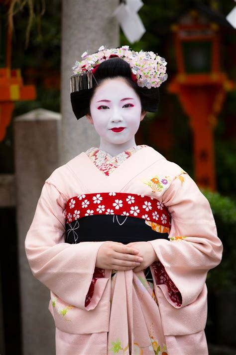 Maiko San In Pink