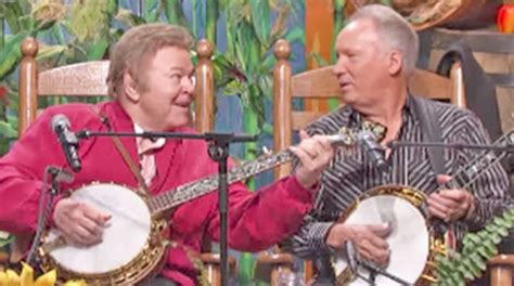 Alan Jackson Mourns Loss Of Beloved Companion Dueling Banjos Roy