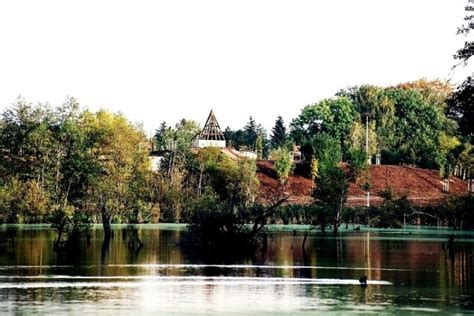 By combining radars with satellite rain measurements and. Předpověď počasí praha chmu