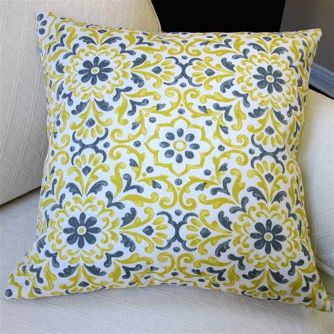 Artisan Pillows Jillara Printed Poly Outdoor Yellow Or Blue 18 Inch