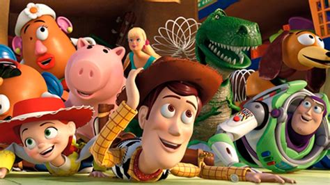 Toy Story 4 Domina La Cartelera Este Fin De Semana Con 237 Mdd