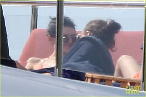 Harry Styles And Kendall Jenners Private Vacation Photos Leaked Photo 3609649 Harry Styles