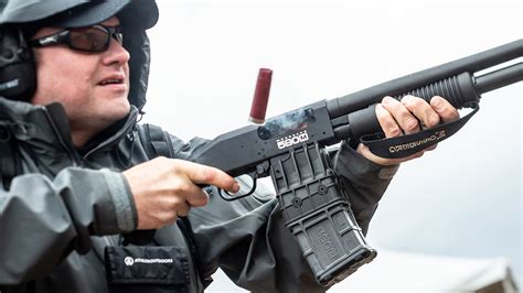 Mossberg Mc1sc First Look At Mossbergs First Handgun In 100 Years