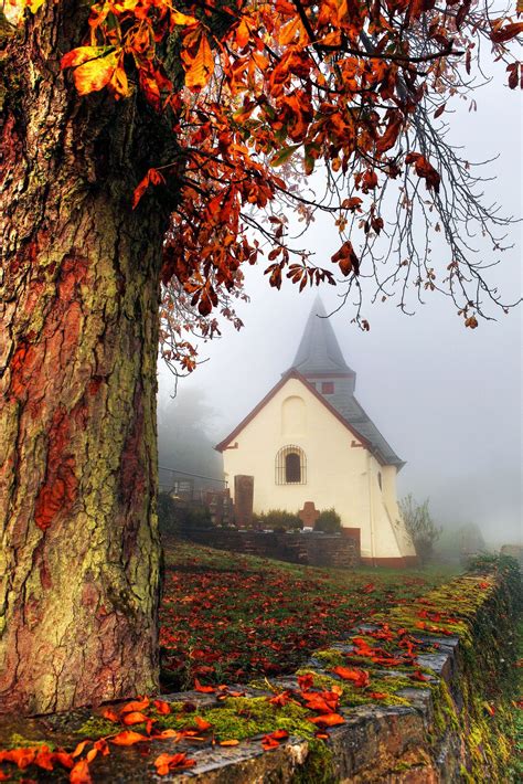 Peterskapelle Bei Neef In Der Herbststimmung Autumn Scenery Old