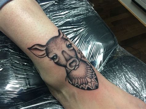 Deer Head Done On The Ankle Kept Is Simple A Very Feminine Really