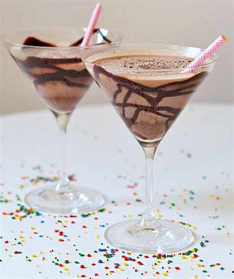 How To Make A Chocolate Martini That Tastes Like Heaven In A Glass