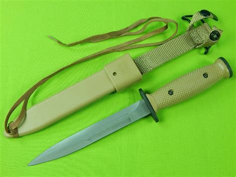 Vintage Us 1991 M10 Desert Storm Combat Commando Fighting Knife W Sca