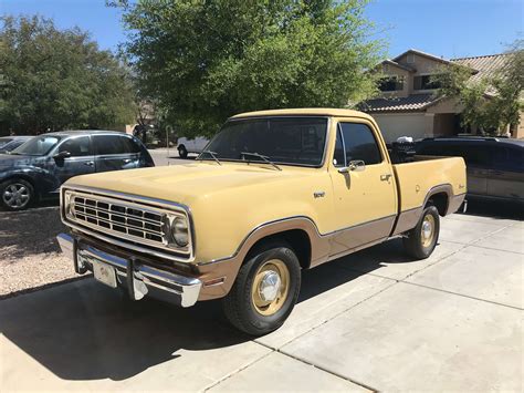 Coles 1976 Dodge D100 Holley My Garage