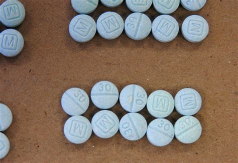 Online Sales Of Illegal Opioids From China Surge In Us The New York
