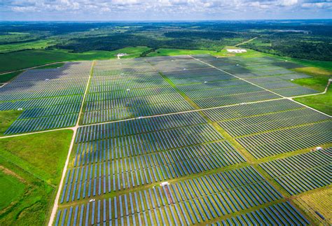 The U.A.E. Sets Its Sights on Biggest Solar Farm Ever | The Motley Fool