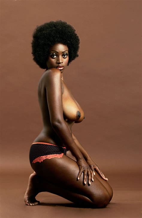 Felina Black Queen Nude Mature Naked