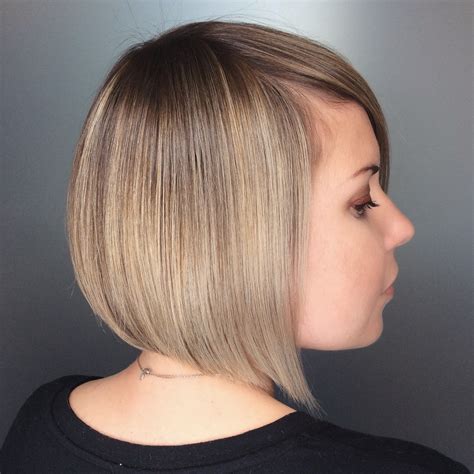 10 Bob Cut Styles For Round Face