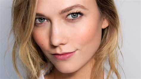 Karlie Kloss Glowing Skin With Drugstore Products