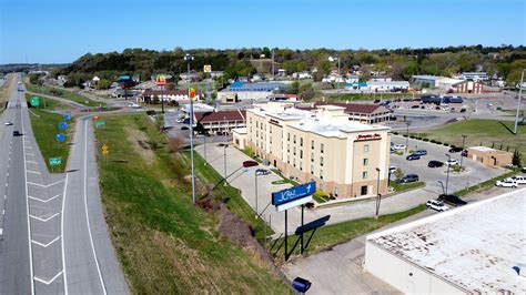 1039 S Washington St, Junction City, KS 66441 - Hampton Inn Junction