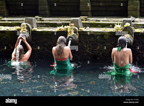 Woman Bathing In Stream Stock Photos And Woman Bathing In Stream Stock