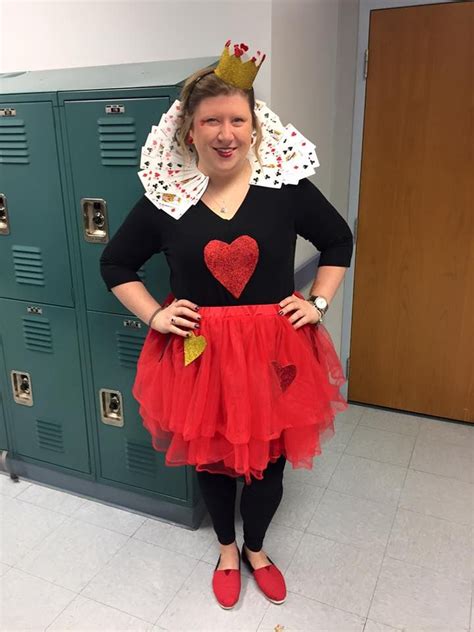Alice In Wonderland Queen Of Hearts Costume Diy