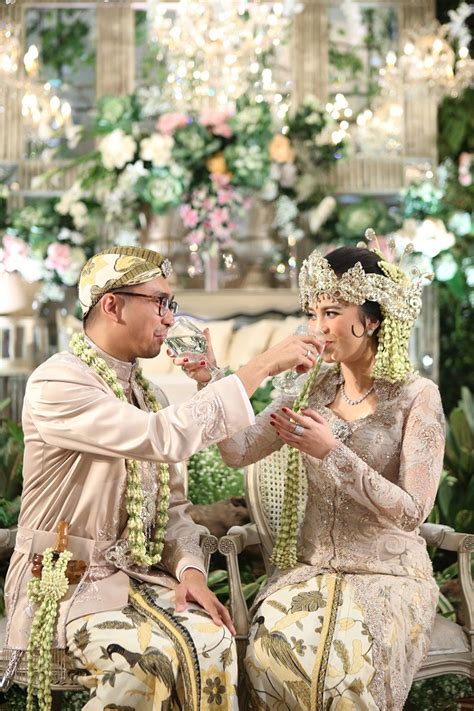 Konsep Pernikahan Adat Sunda Glodok Upacara Adat Sunda Telp 0822