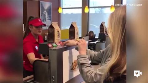 Chick Fil A Cashier Deaf Customer Share Special Moment Youtube