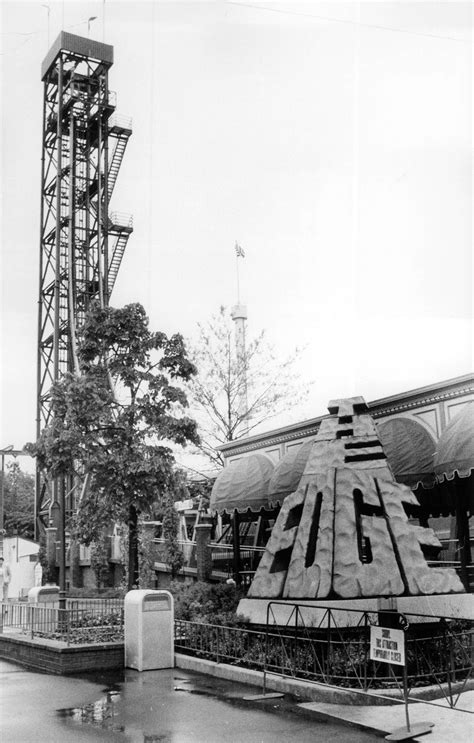 40 Years Later Six Flags Great America Still Thrilling Crowds