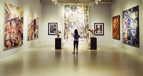 kostenlose foto museum entwurf touristenattraktion ausstellung moderne kunst kunstgalerie
