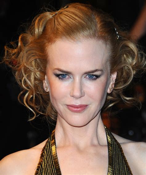Nicole Kidman Long Curly Formal Updo Hairstyle Golden Blonde Hair