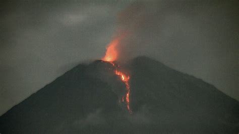 Kaleidoskop Bencana Alam Di Indonesia Banjir Hingga Erupsi