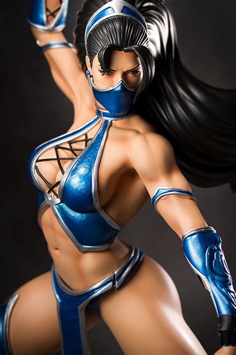 Kitana From Mortal Kombat Pop Culture Shock Version