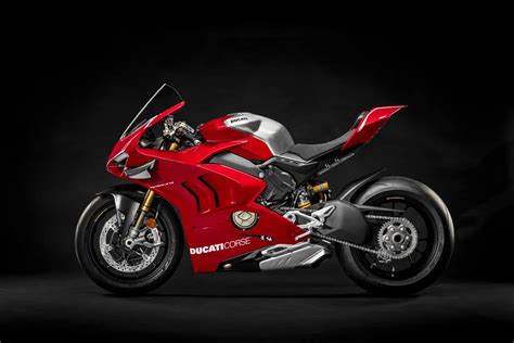 2019 Ducati Panigale V4r Guide Total Motorcycle