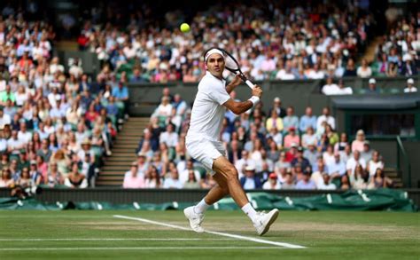 reflections on the long run and beautiful game of roger federer here and now