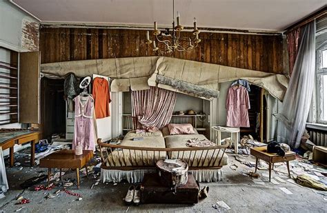 Master Bedroom Abandoned Houses Abandoned Mansions Abandoned