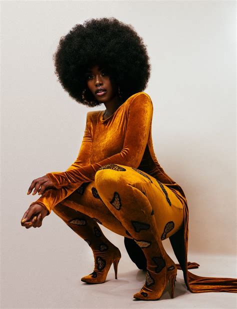 Pin By Mychapter34 On Socialite On Safari Beautiful Black Women Black Beauties Black Woman Model