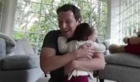 Mark Zuckerberg Shows Daughter Maxs First Steps In Facebook 360 Video