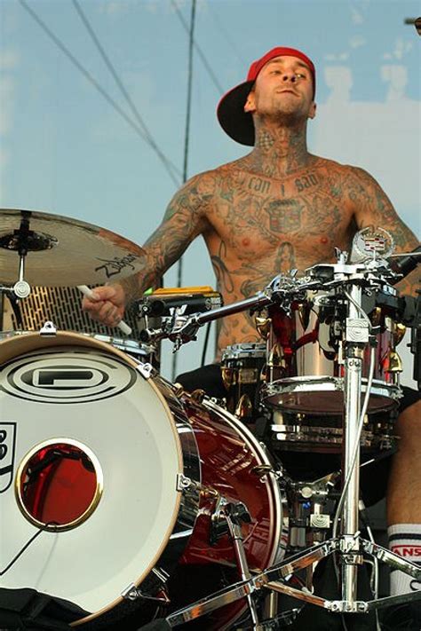 Travis Barker Nude Photos Viewed 400 000 Times Before Cease And Desist
